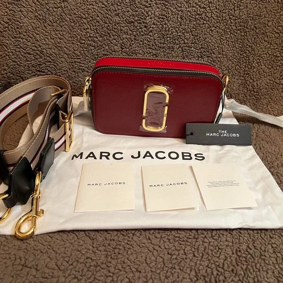 Marc Jacobs - Picture 2 of 3